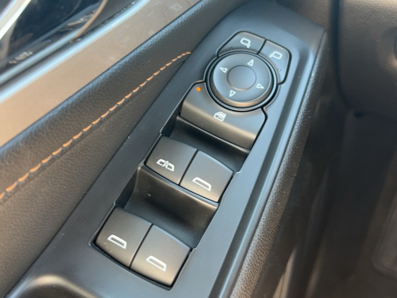 Chevrolet Traverse Vehicle Image 22