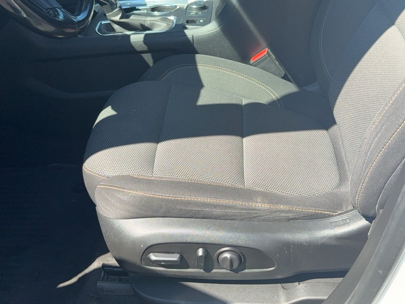 Chevrolet Traverse Vehicle Image 23