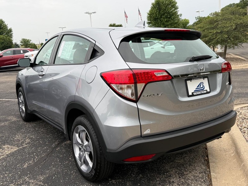 Honda HR-V Vehicle Image 06