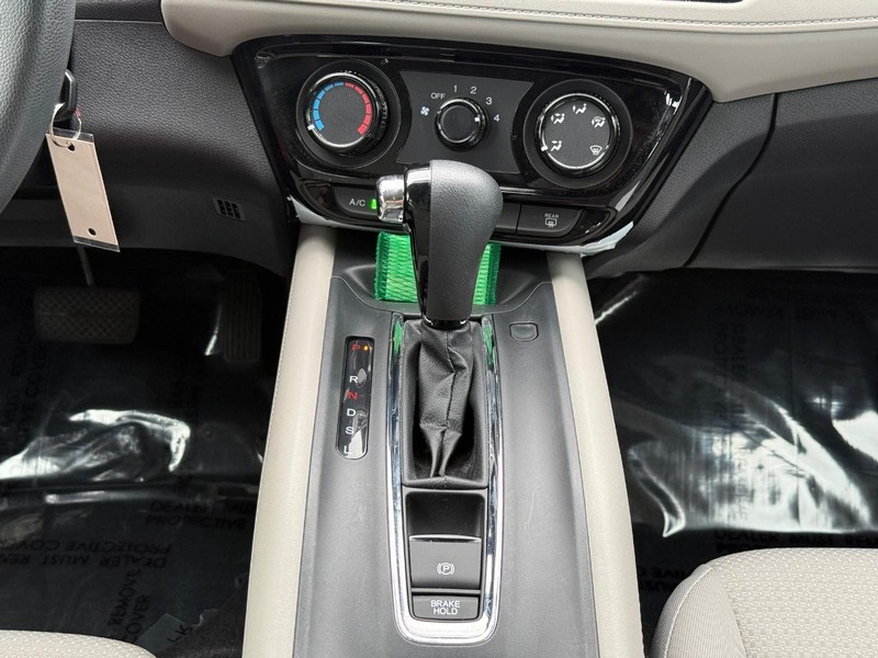 Honda HR-V Vehicle Image 13