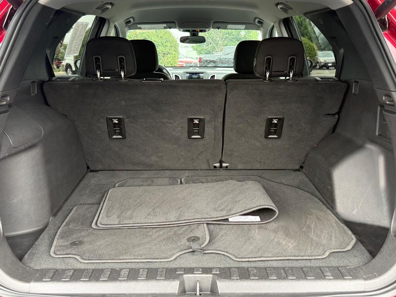 Chevrolet Equinox Vehicle Image 05