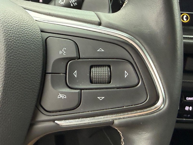Buick Envision Vehicle Image 17