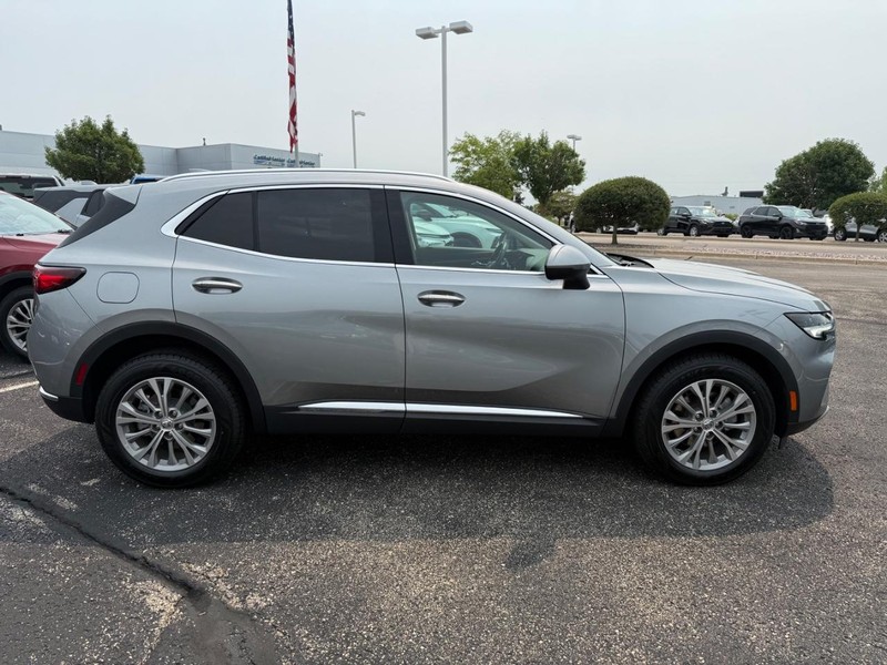Buick Envision Vehicle Image 02