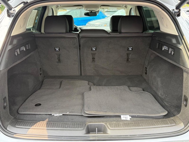 Buick Envision Vehicle Image 05