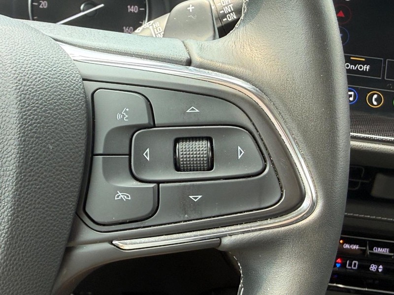 Buick Envision Vehicle Image 17