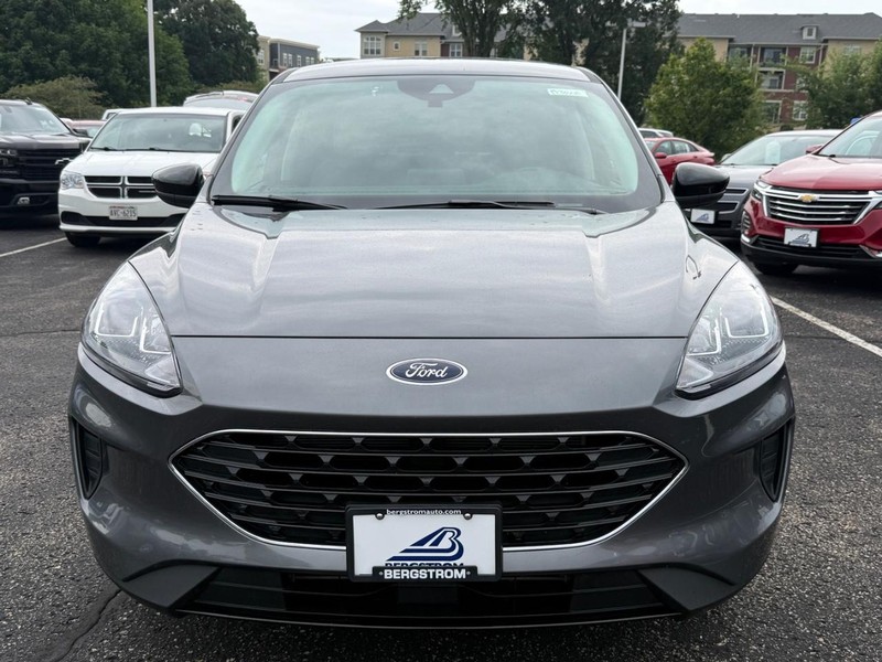 Ford Escape Vehicle Image 09