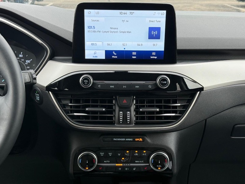 Ford Escape Vehicle Image 12