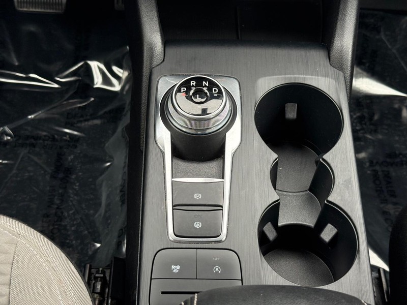 Ford Escape Vehicle Image 13