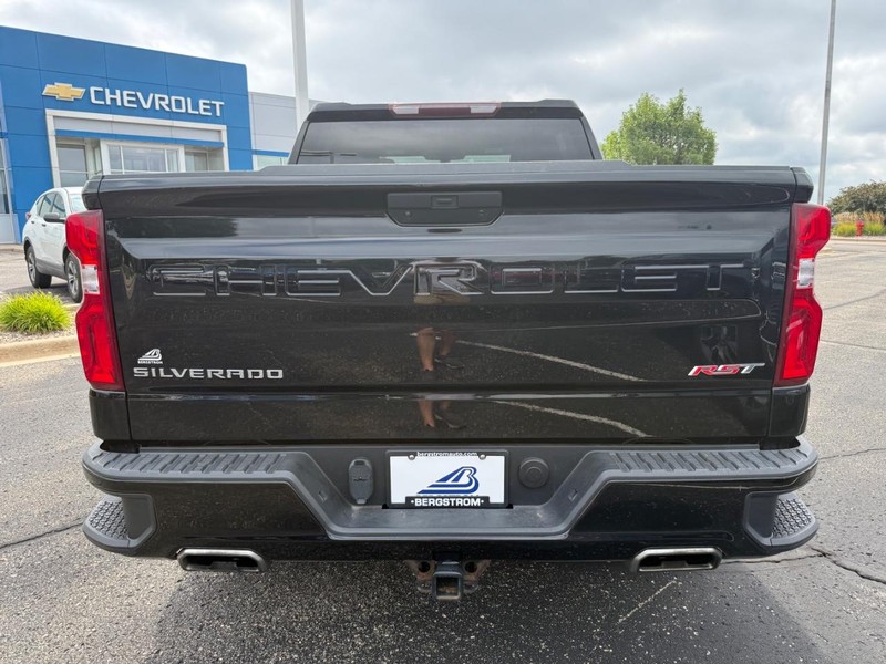 Chevrolet Silverado 1500 Vehicle Image 04