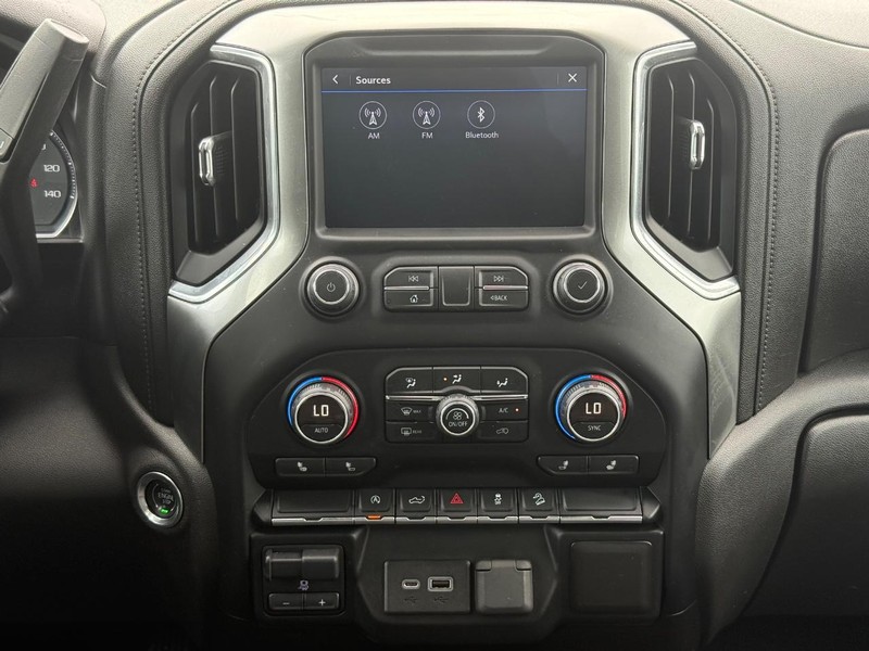 Chevrolet Silverado 1500 Vehicle Image 12