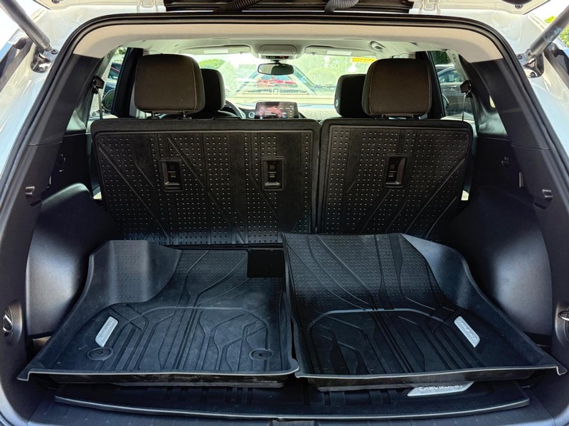 Chevrolet Blazer Vehicle Image 05