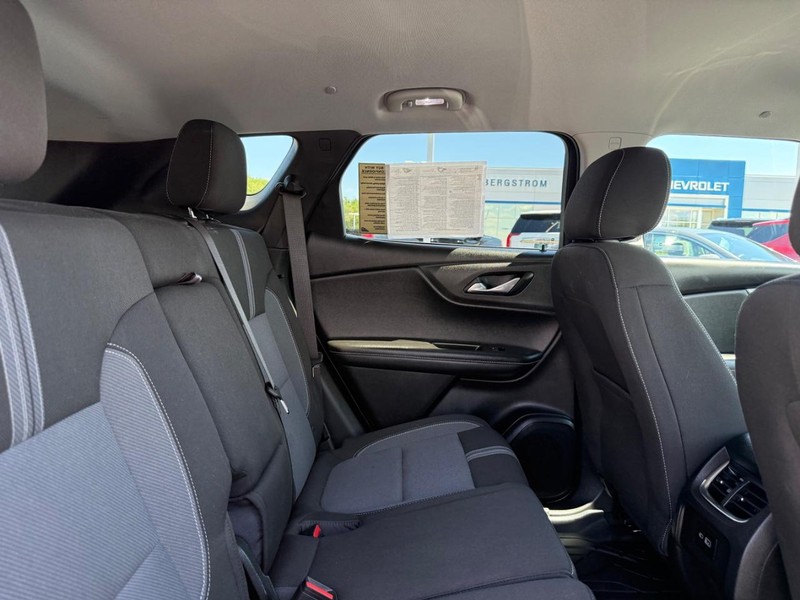 Chevrolet Blazer Vehicle Image 10