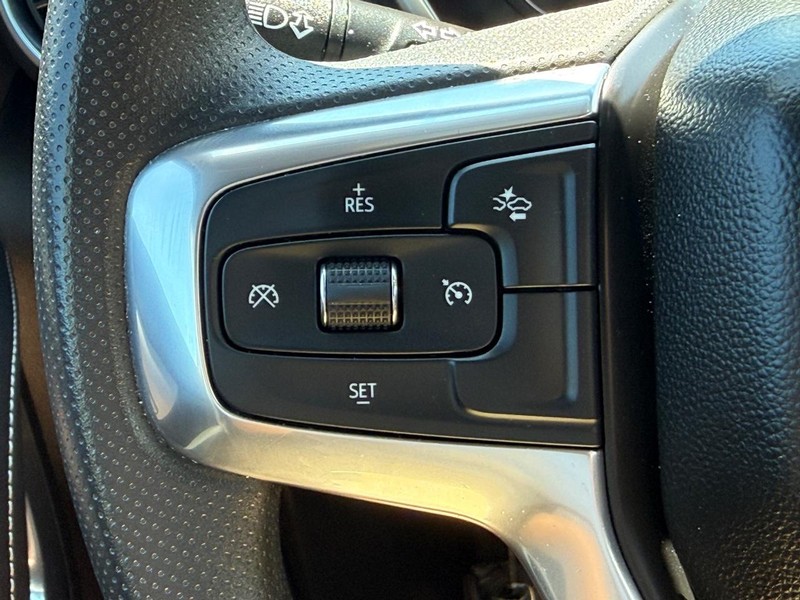 Chevrolet Blazer Vehicle Image 16