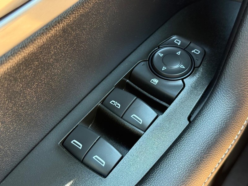 Chevrolet Blazer Vehicle Image 21