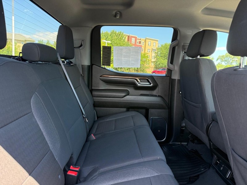 Chevrolet Silverado 1500 Vehicle Image 10