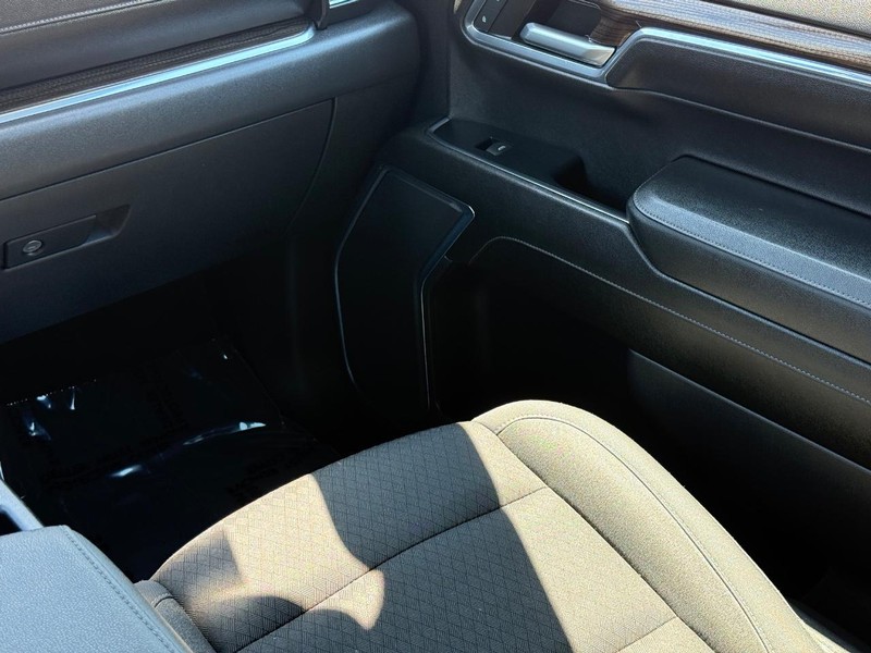 Chevrolet Silverado 1500 Vehicle Image 14