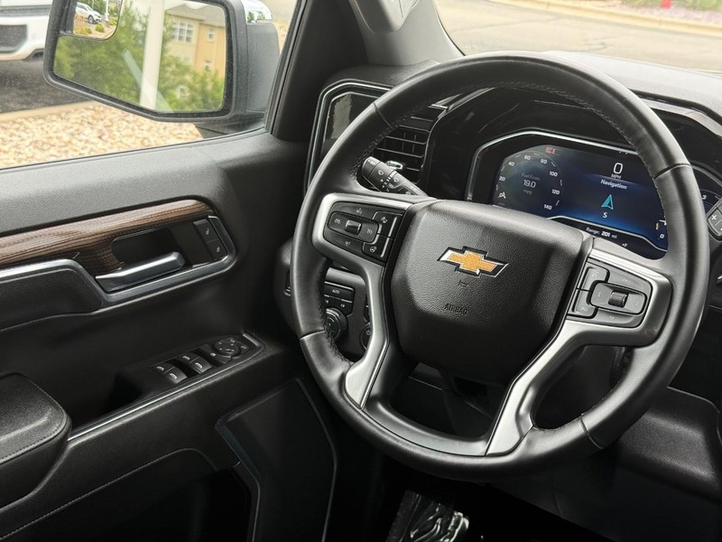 Chevrolet Silverado 1500 Vehicle Image 13
