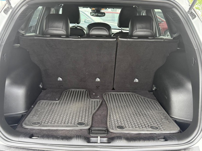 Jeep Compass Vehicle Image 05