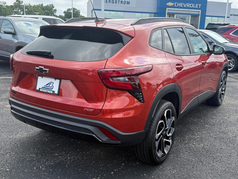 Chevrolet Trax Vehicle Image 03