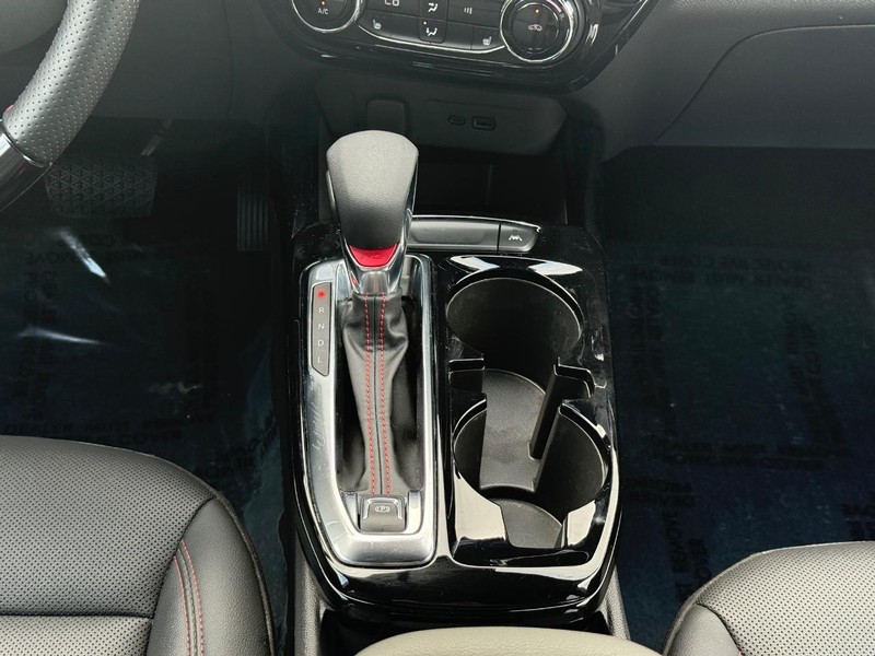 Chevrolet Trax Vehicle Image 13