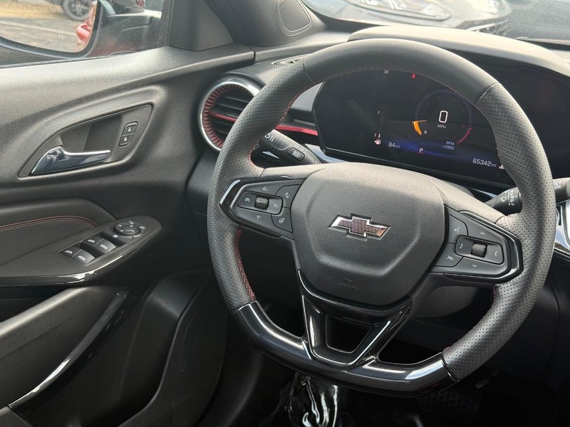 Chevrolet Trax Vehicle Image 14