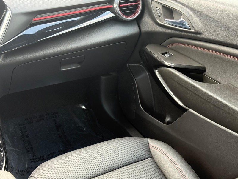 Chevrolet Trax Vehicle Image 15