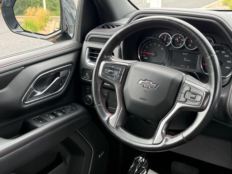 Chevrolet Tahoe Vehicle Image 15