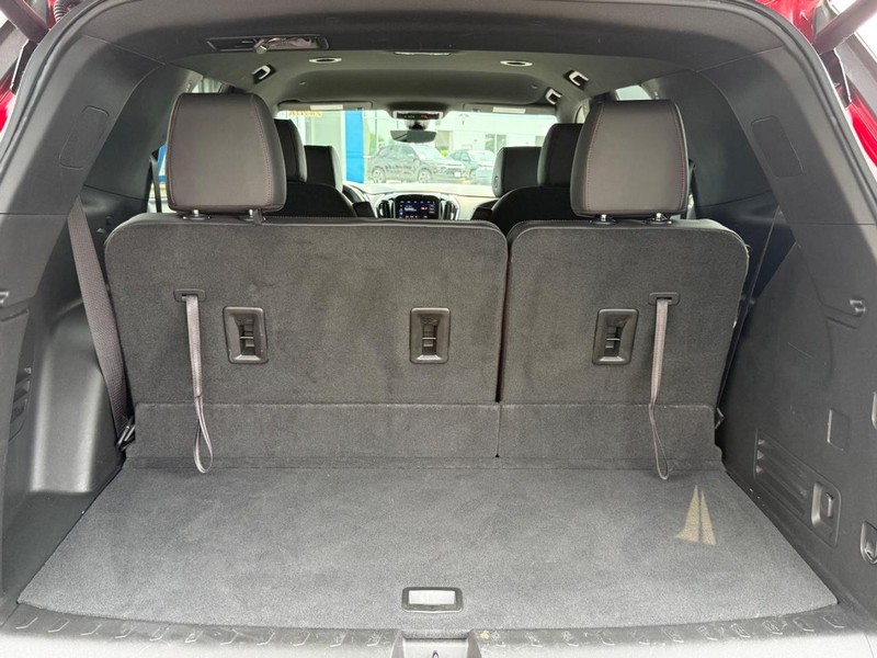 Chevrolet Traverse Vehicle Image 05