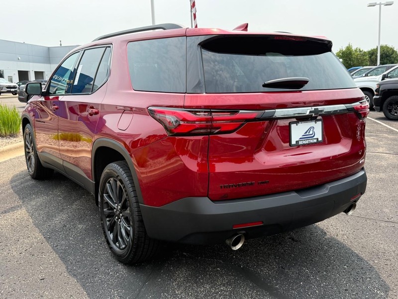 Chevrolet Traverse Vehicle Image 06