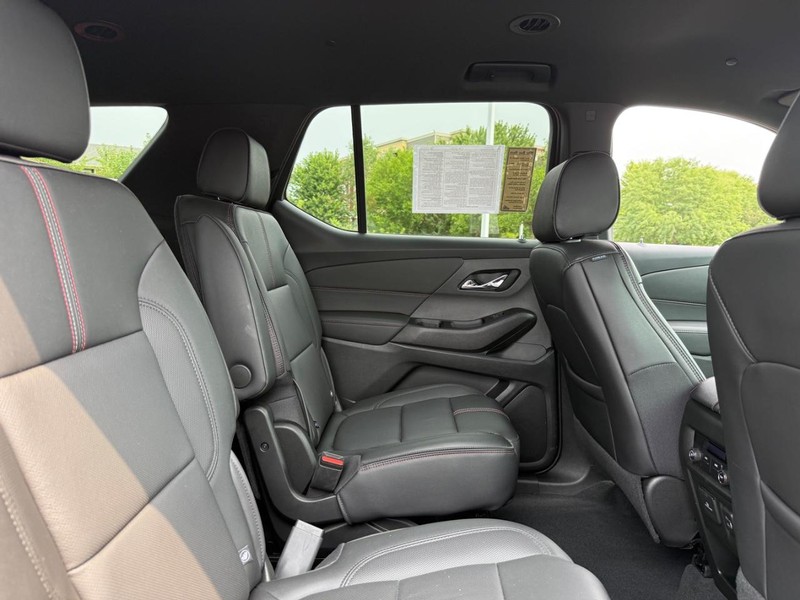 Chevrolet Traverse Vehicle Image 10