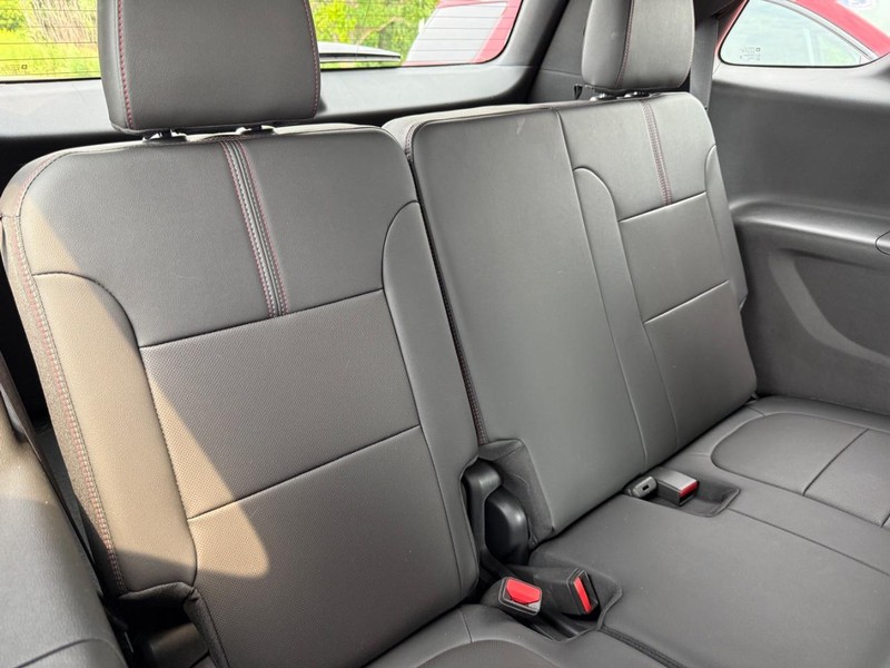 Chevrolet Traverse Vehicle Image 11
