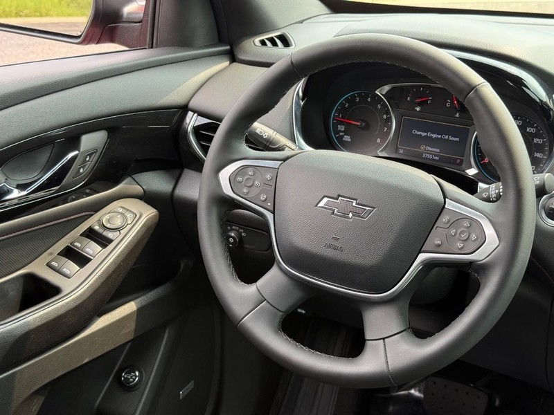 Chevrolet Traverse Vehicle Image 15