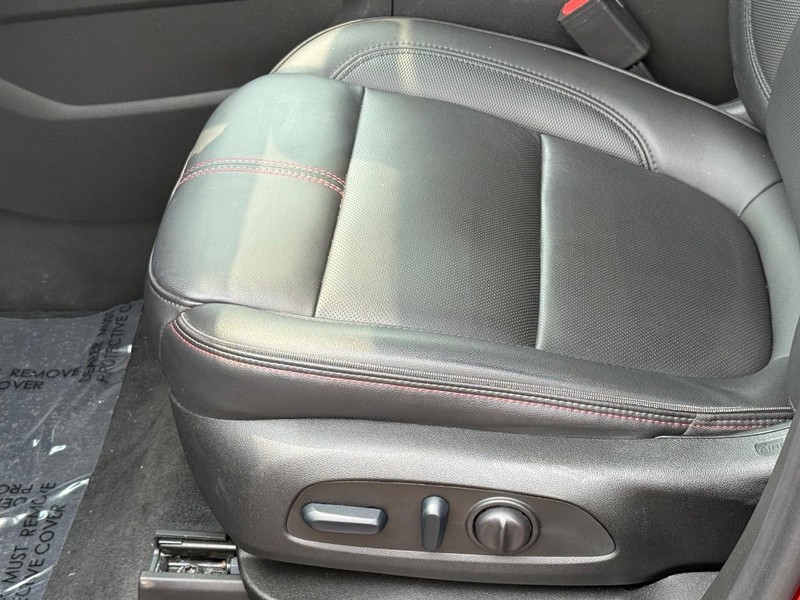 Chevrolet Traverse Vehicle Image 23
