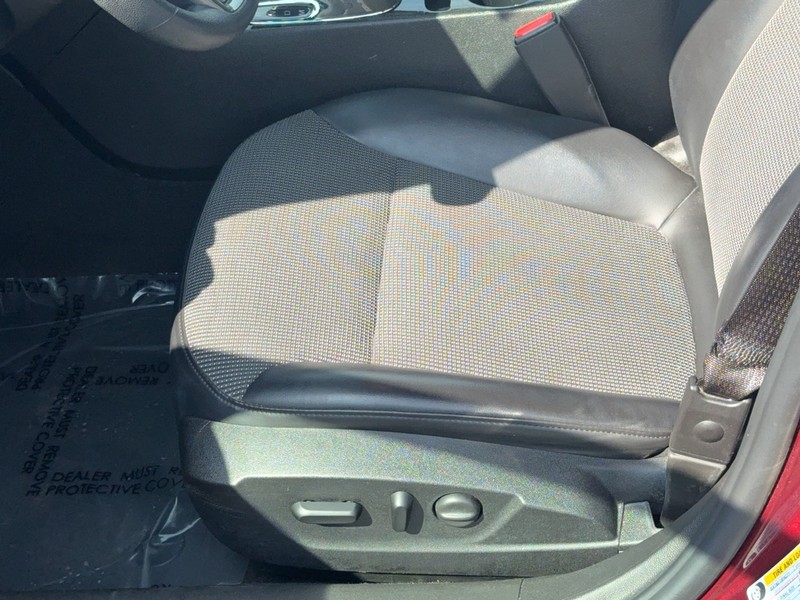 Chevrolet Malibu Vehicle Image 21