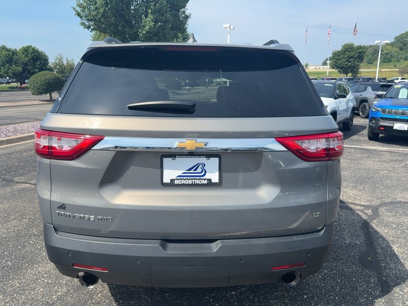Chevrolet Traverse Vehicle Image 04