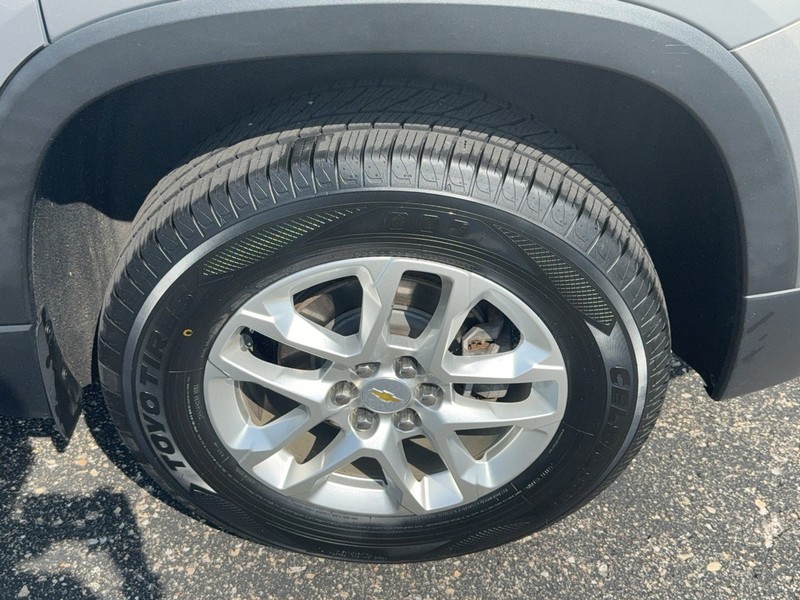 Chevrolet Traverse Vehicle Image 07