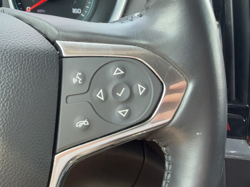 Chevrolet Traverse Vehicle Image 18