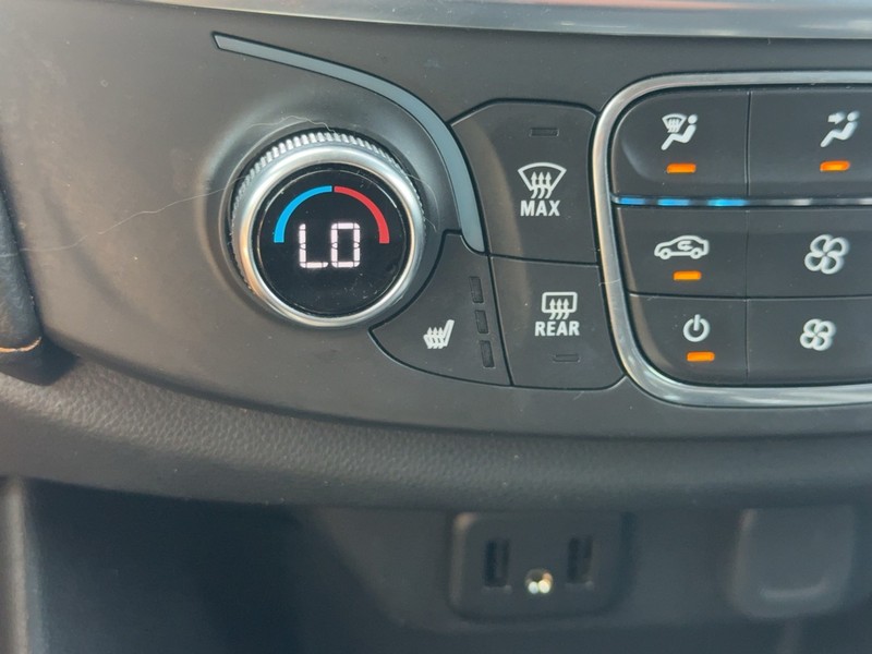 Chevrolet Traverse Vehicle Image 20