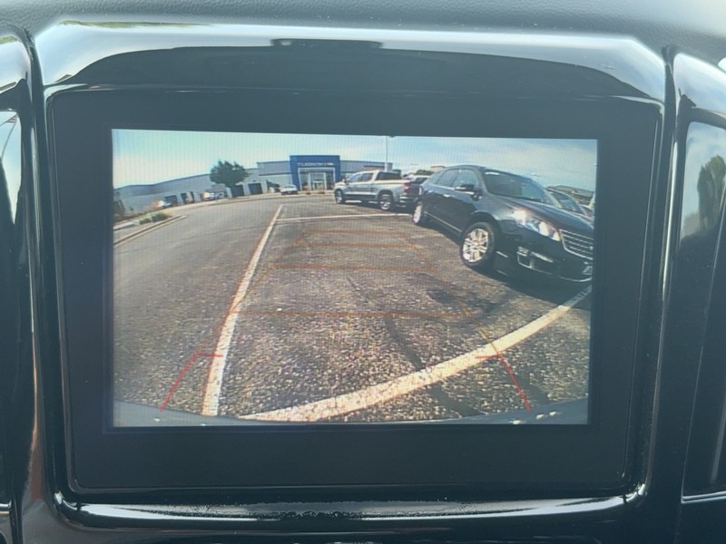 Chevrolet Traverse Vehicle Image 21