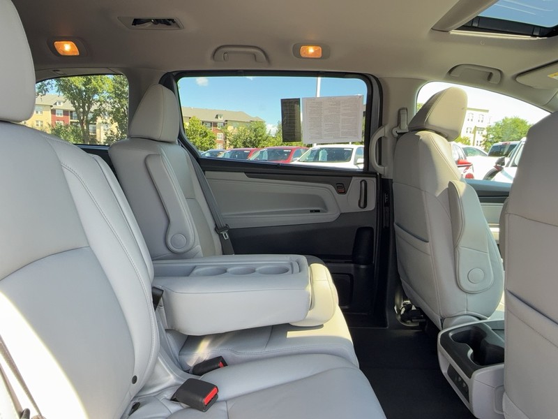 Honda Odyssey Vehicle Image 11