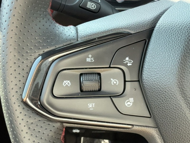 Chevrolet Trailblazer Vehicle Image 16