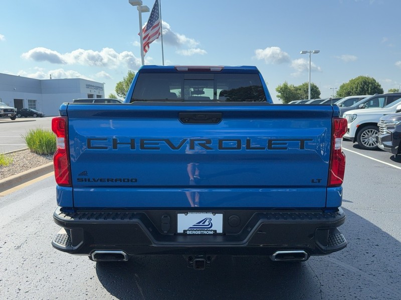 Chevrolet Silverado 1500 Vehicle Image 04