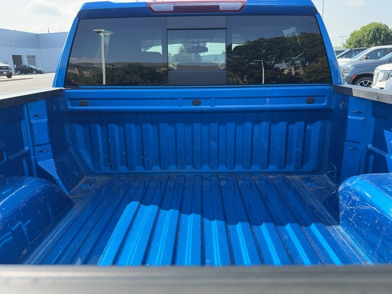 Chevrolet Silverado 1500 Vehicle Image 05