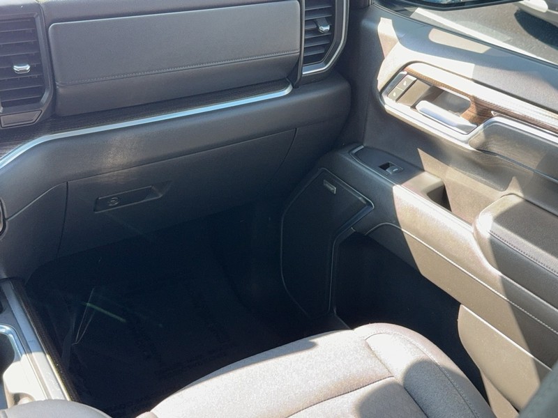Chevrolet Silverado 1500 Vehicle Image 15