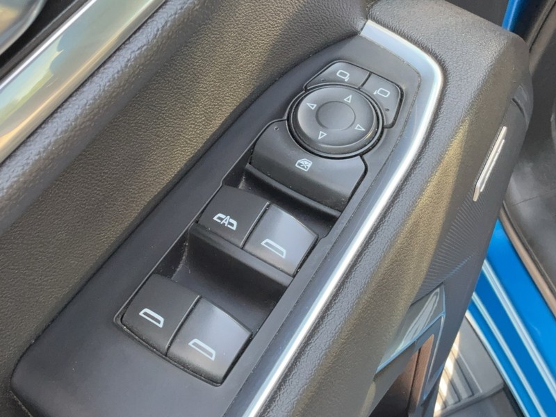 Chevrolet Silverado 1500 Vehicle Image 21