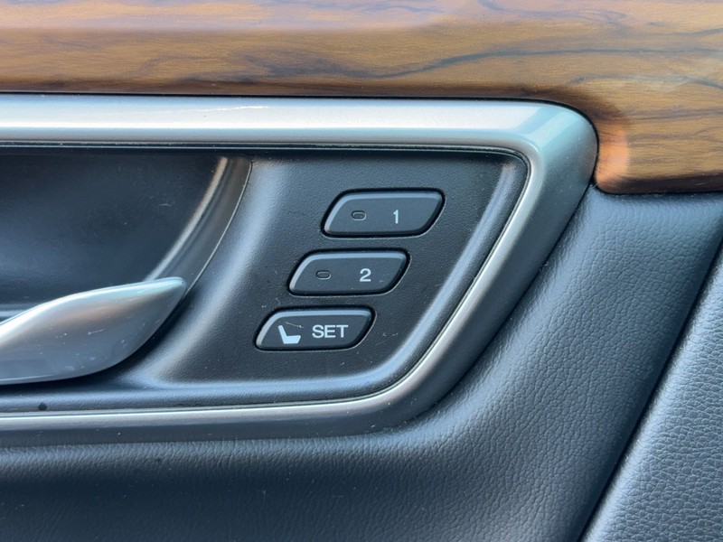 Honda CR-V Vehicle Image 21