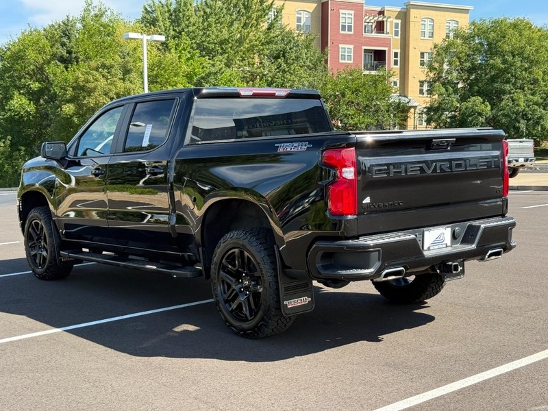 Chevrolet Silverado 1500 Vehicle Full-screen Gallery Image 05