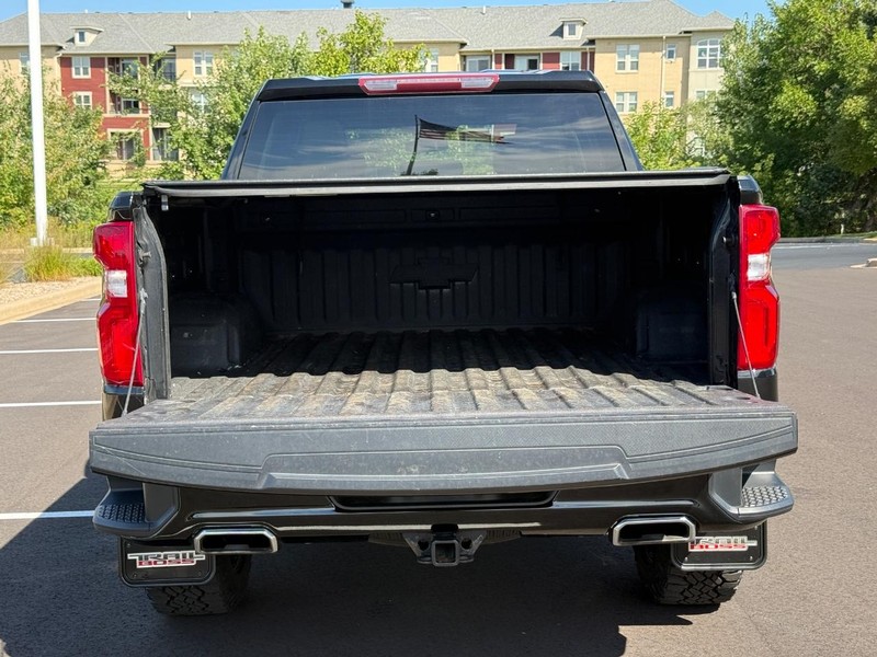 Chevrolet Silverado 1500 Vehicle Full-screen Gallery Image 06