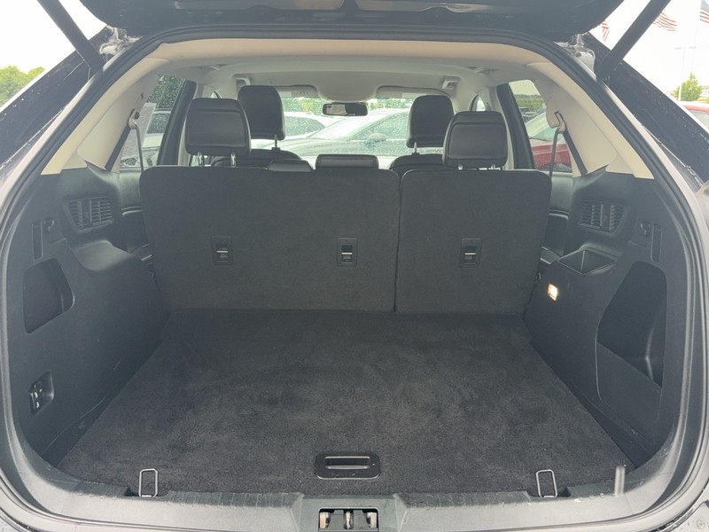 Ford Edge Vehicle Image 05