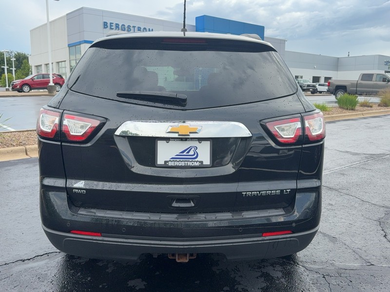 Chevrolet Traverse Vehicle Image 04